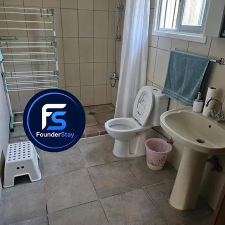 Founderstay Polis! Community & Workation Residence Farmház *